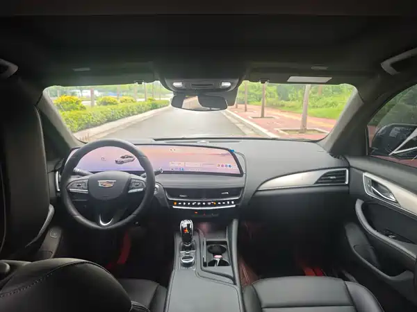 Cadillac CT5 2024