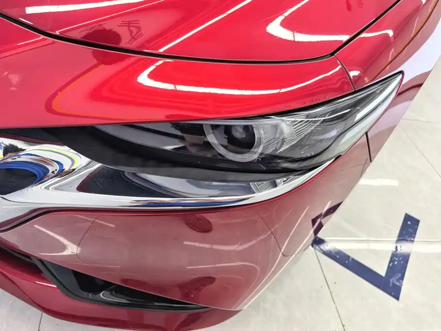 Mazda 3 Axela 2023