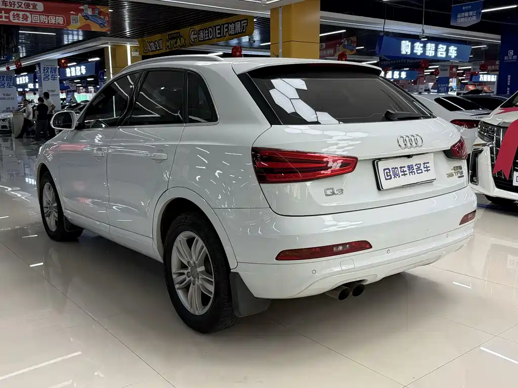 Audi Q3 2016 — фото 16