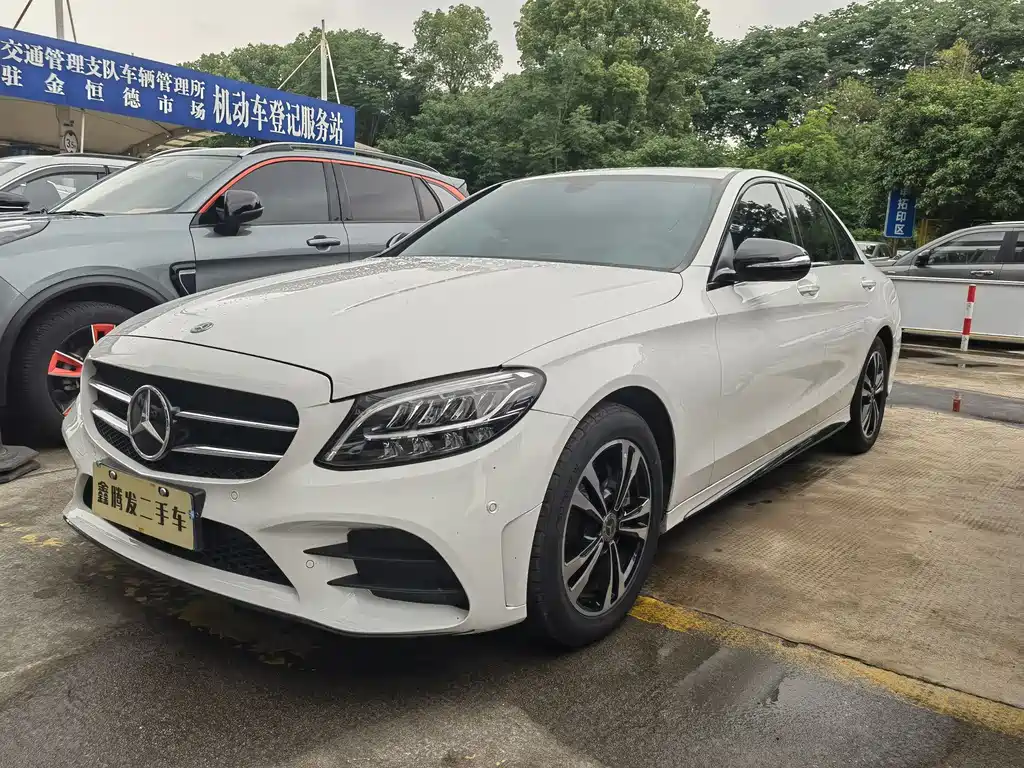 Mercedes-Benz C-Class 2019 — фото 1
