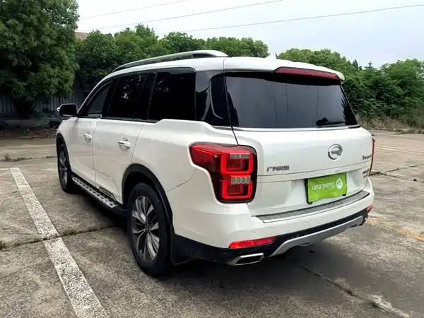 GAC Trumpchi GS8 2017