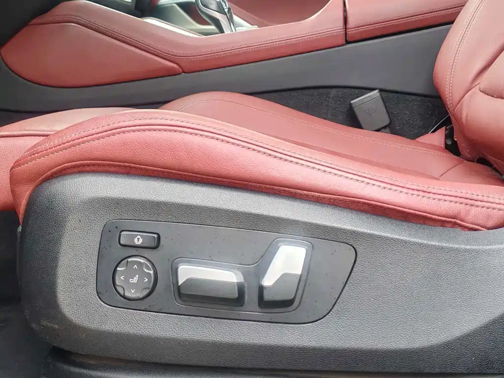 BMW X6 2021 — фото 13