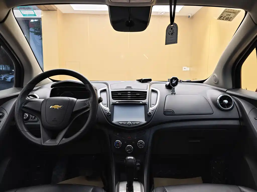 Chevrolet Trax 2015 — фото 19