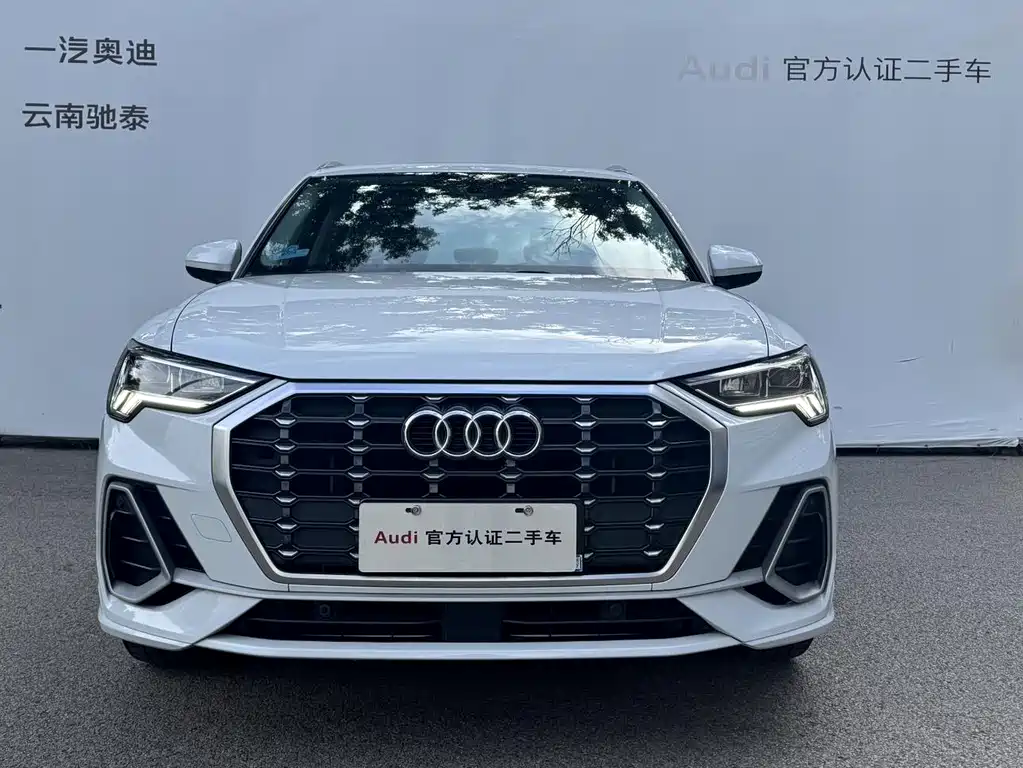 Audi Q3 2021 — фото 2