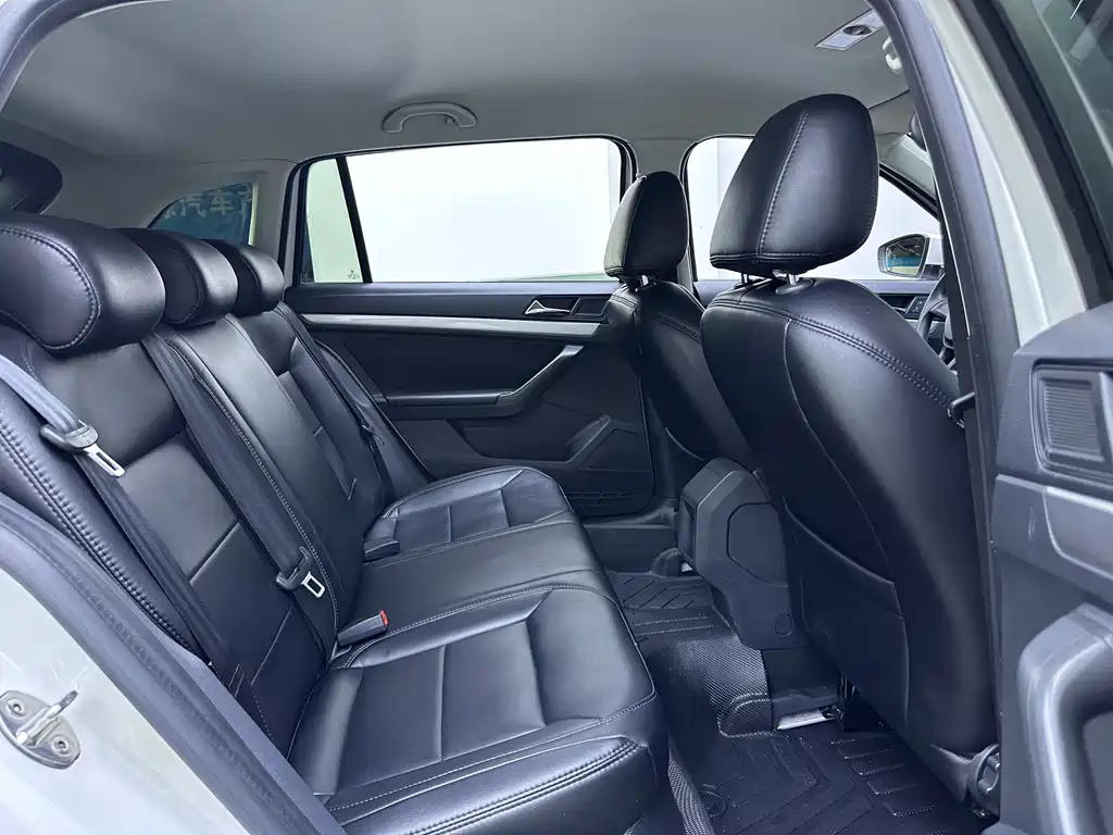 Volkswagen Gran Lavida 2016 — фото 13