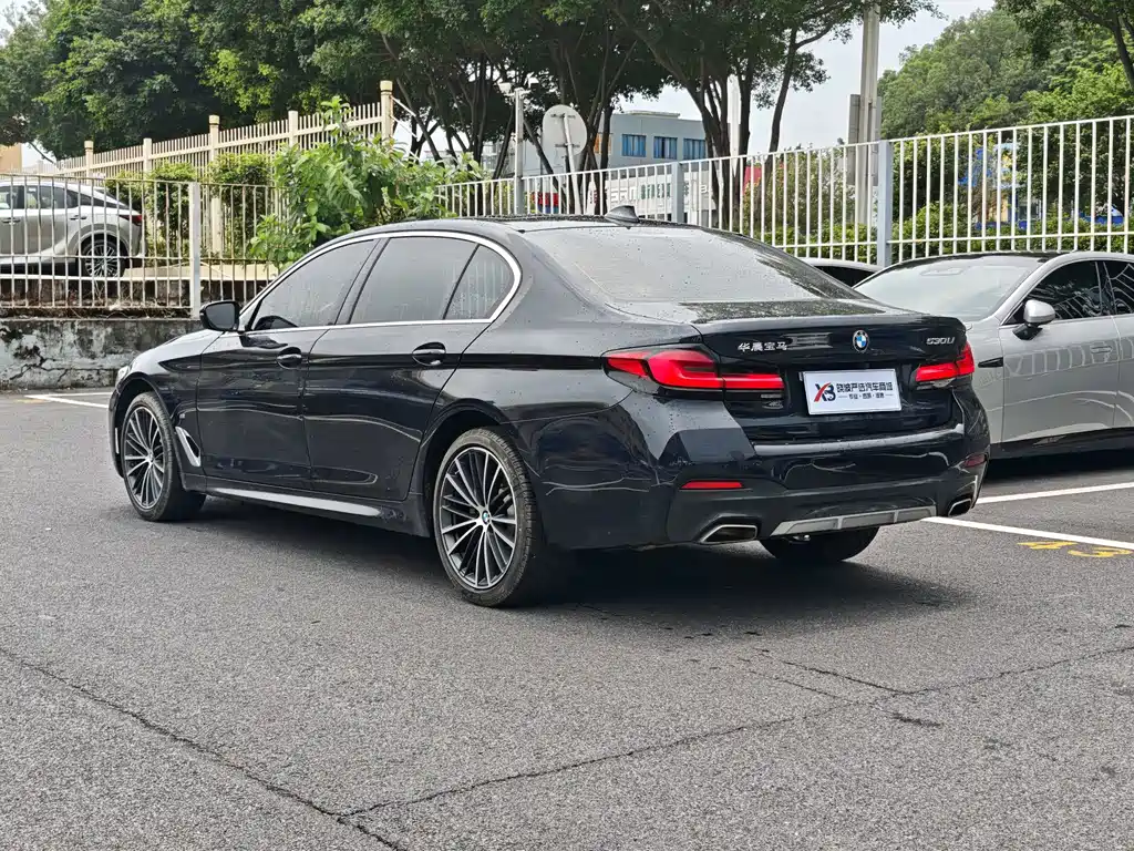 BMW 5 Series 2022