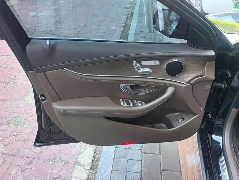 Mercedes-Benz E-Class 2020