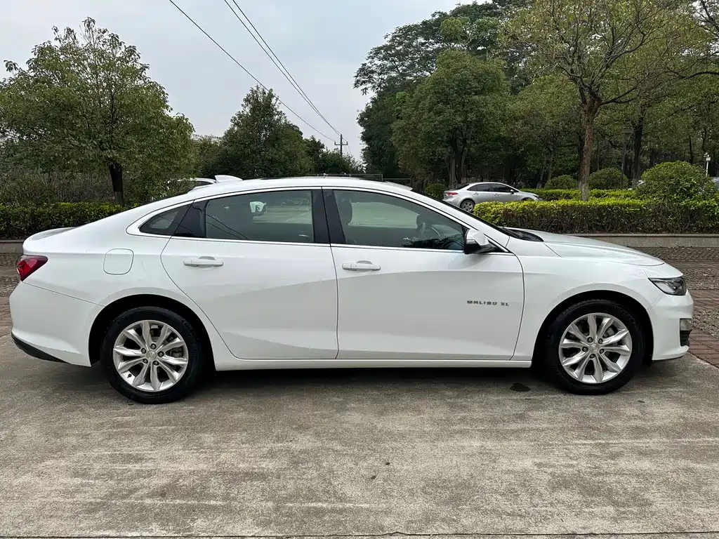 Chevrolet Malibu XL 2019 — фото 17