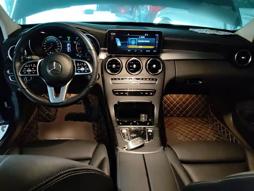 Mercedes-Benz C-Class 2019 — фото 10