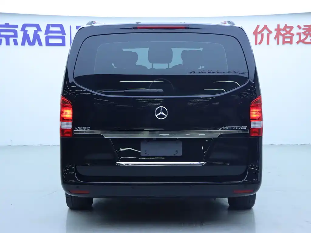 Mercedes-Benz Vito 2023 — фото 27