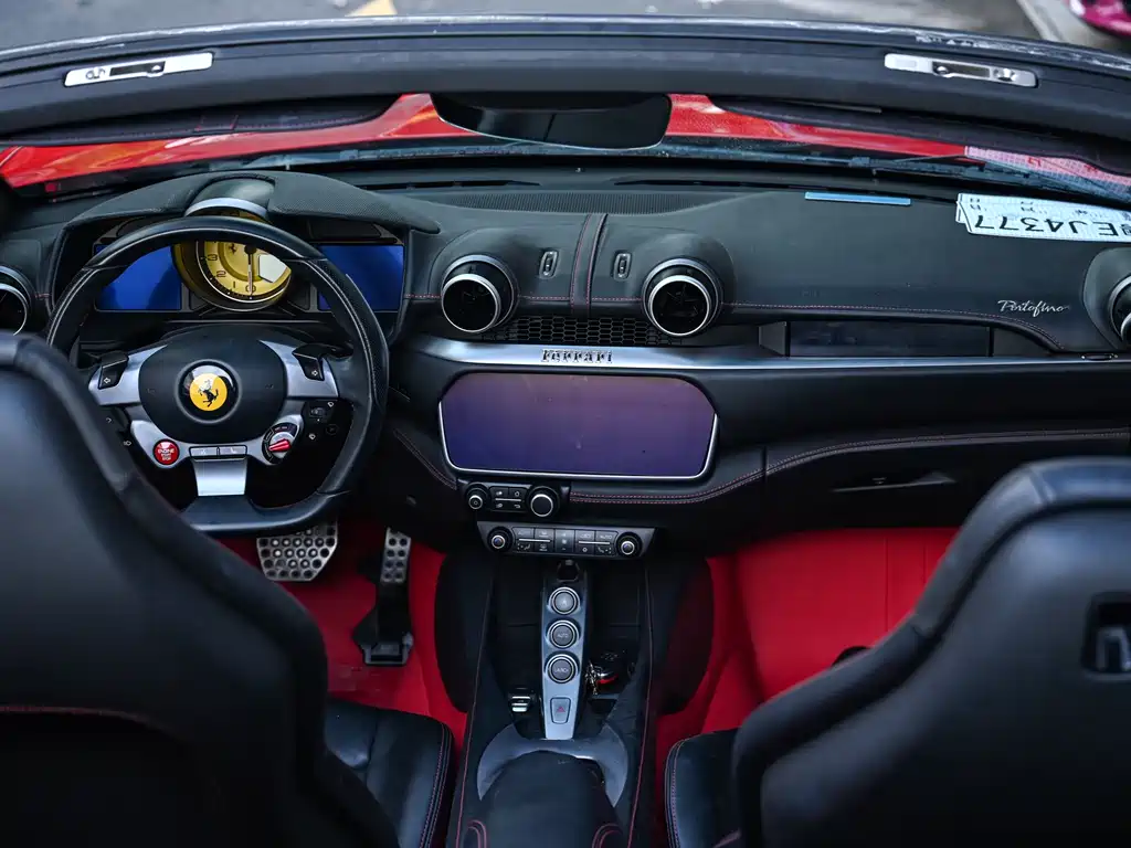 Ferrari Portofino 2019 — фото 16