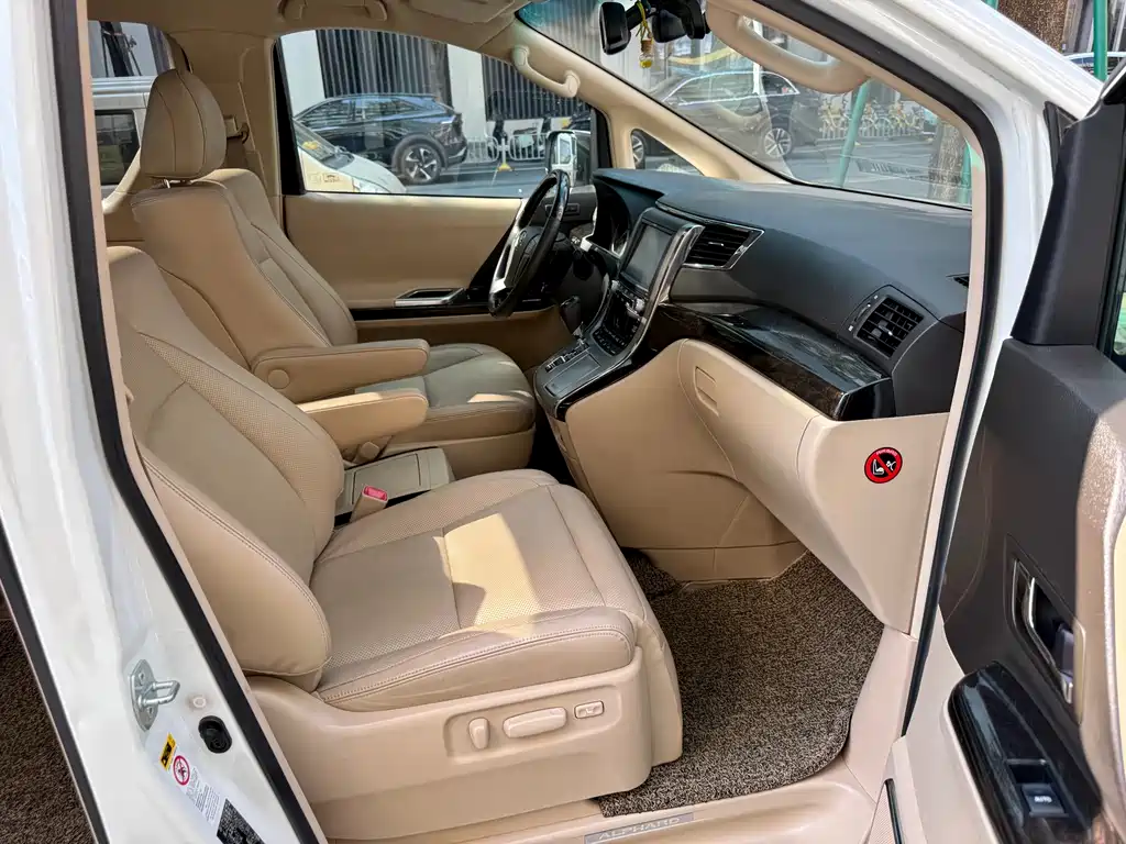 Toyota Alphard 2015 — фото 8
