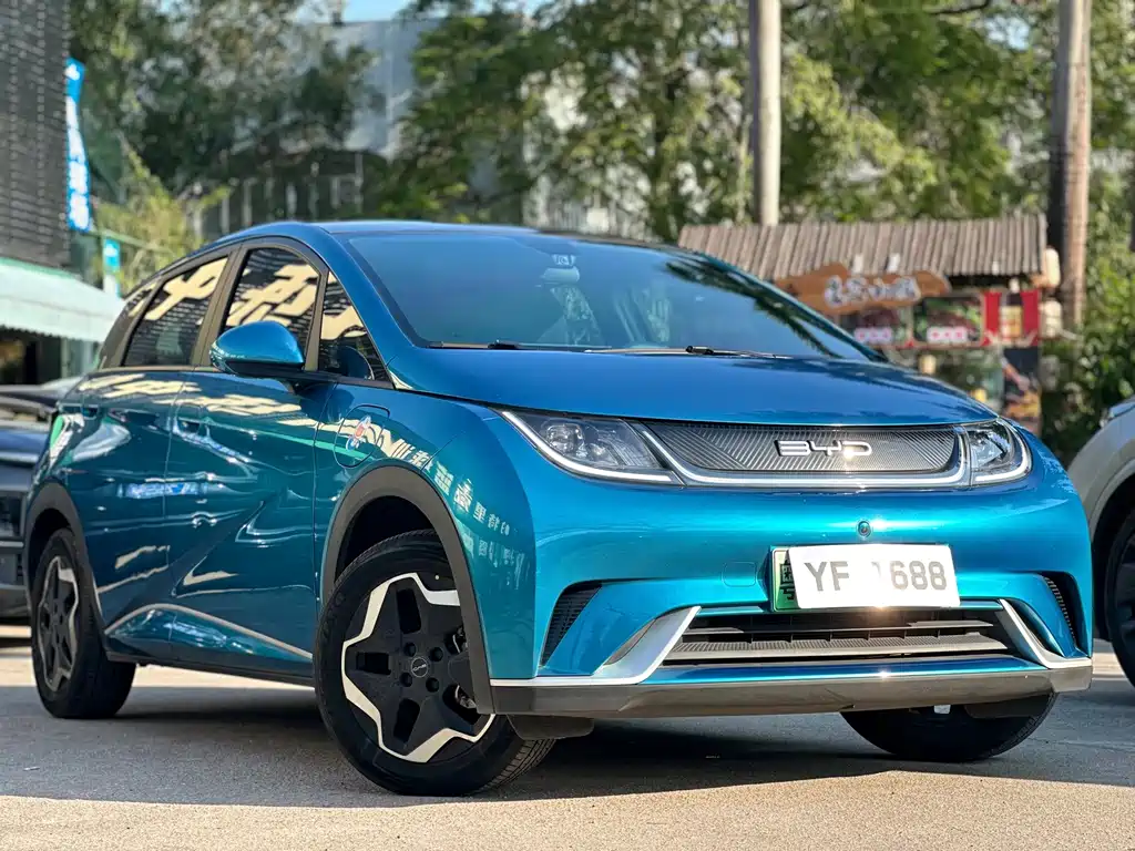 BYD Dolphin 2023
