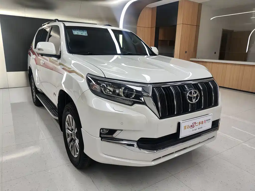 Toyota Prado 2019 — фото 3