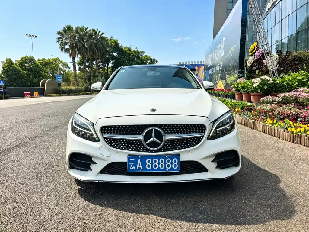 Mercedes-Benz C-Class 2019 — фото 2