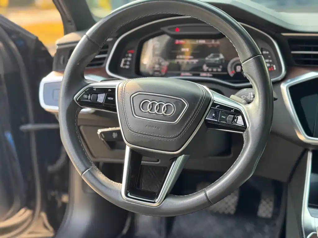 Audi A6L 2023 — фото 15