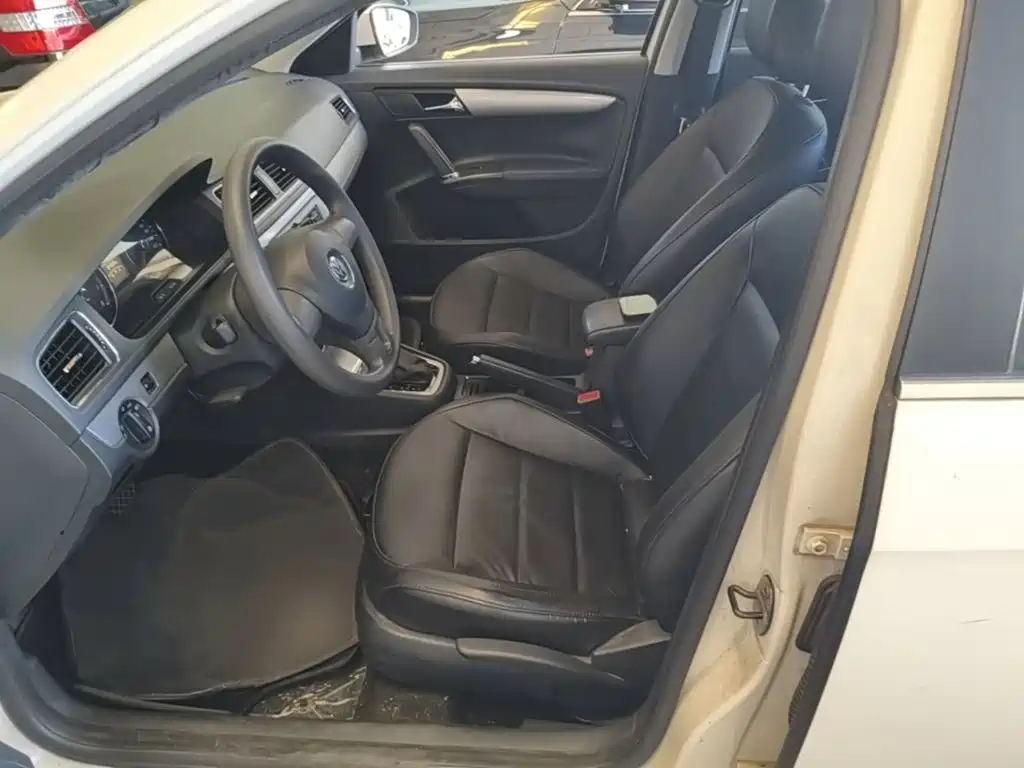 Volkswagen Gran Lavida 2015 — фото 15