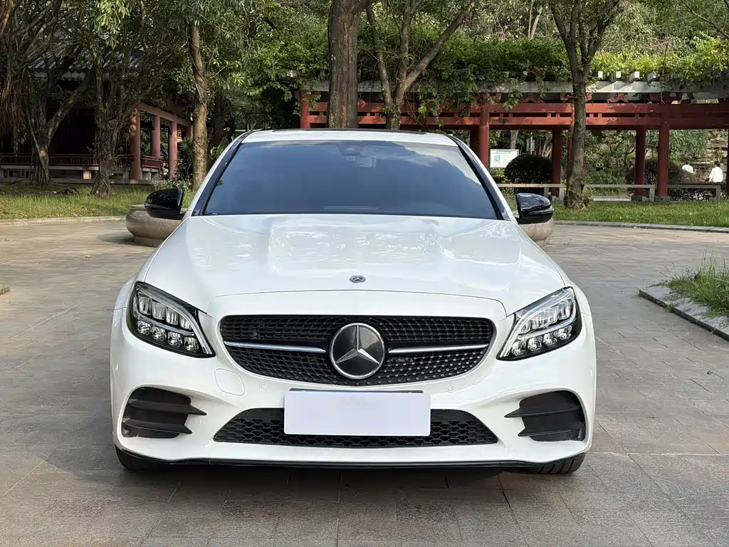 Mercedes-Benz C-Class 2021