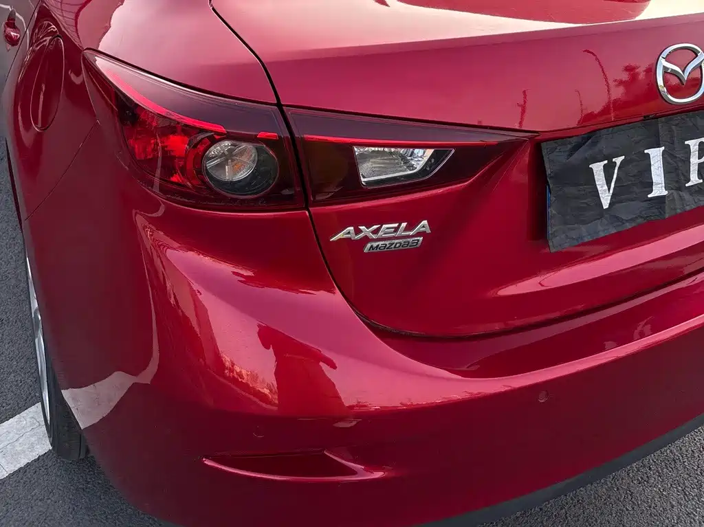 Mazda 3 Axela 2014