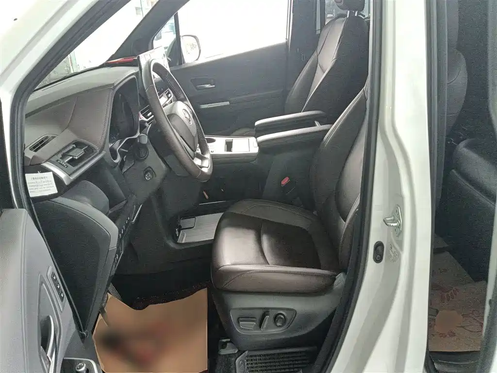 Toyota Sienna 2023 — фото 15