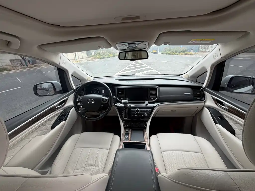 GAC Motor Trumpchi M8 2018 — фото 4
