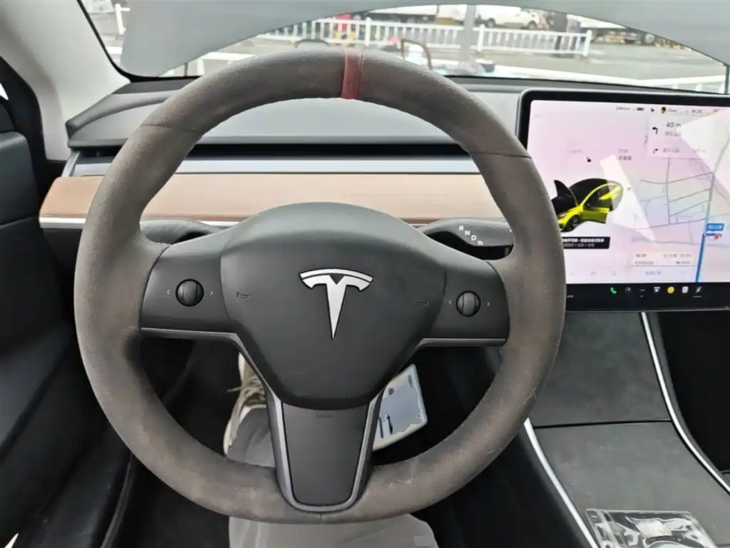 Tesla Model 3 2019 — фото 11