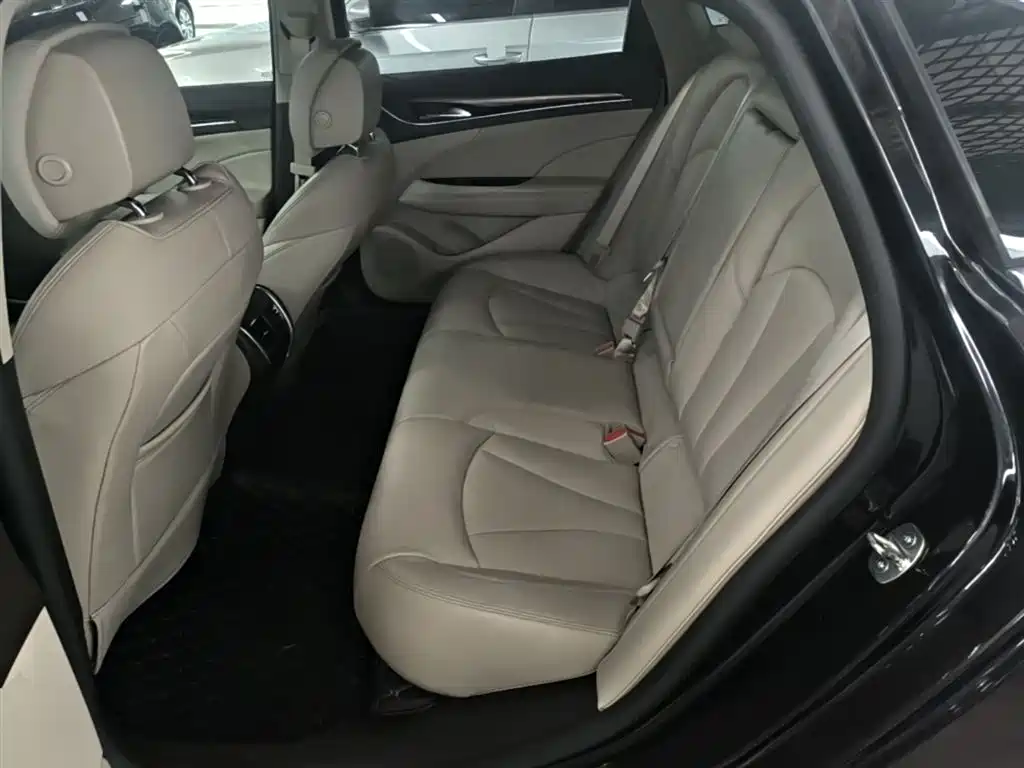 Buick LaCrosse 2016 — фото 17