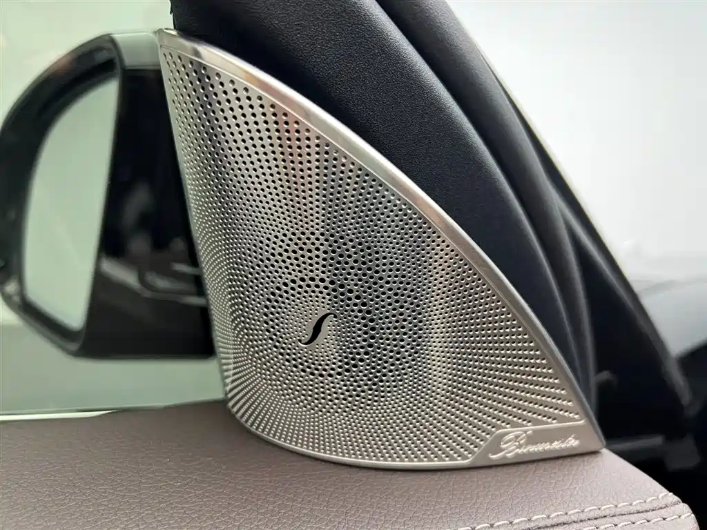 Mercedes-Benz E-Class 2023 — фото 14