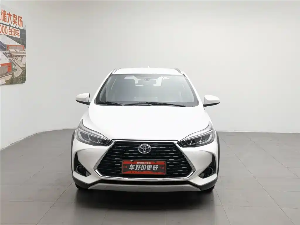 Toyota Yaris L 2020 — фото 3