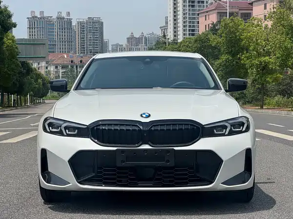 BMW 3 Series 2024