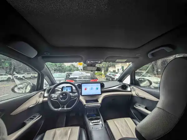BYD Dolphin 2023