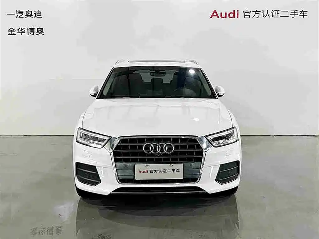 Audi Q3 2018 — фото 2