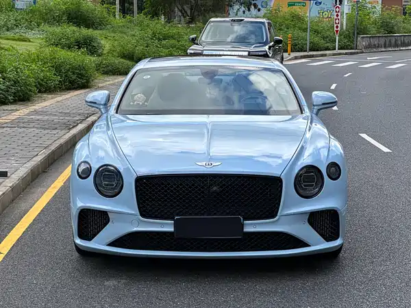 Bentley Continental 2023
