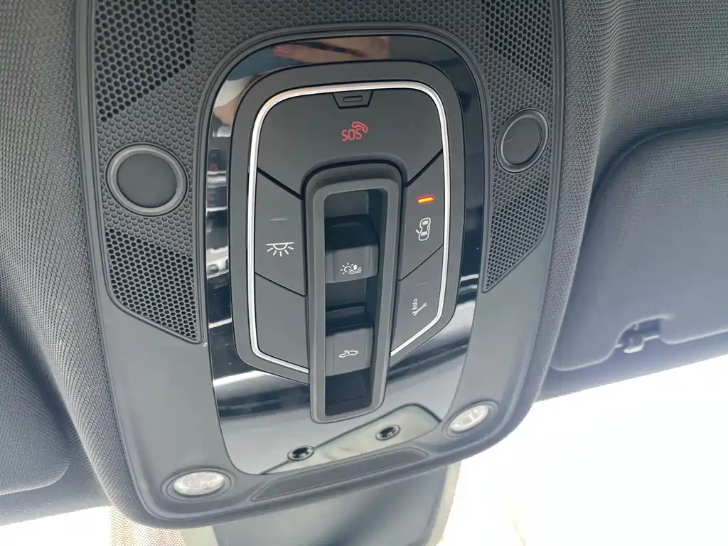Audi A6L 2022 — фото 28