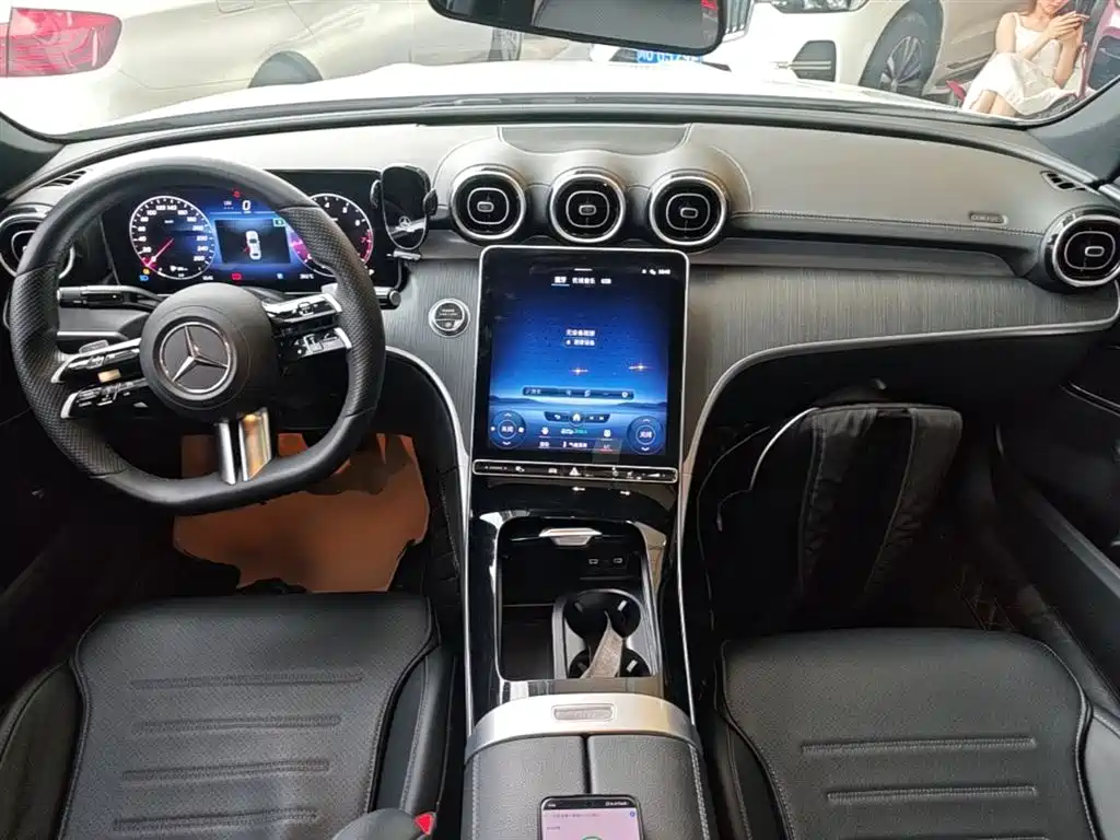 Mercedes-Benz C-Class 2022 — фото 10