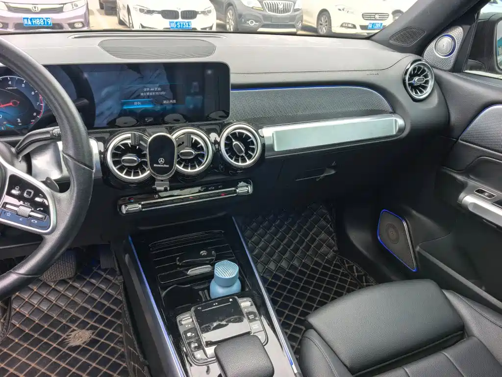 Mercedes-Benz GLB 2021 — фото 13