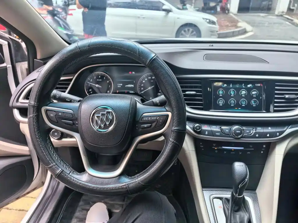Buick Excelle 2020