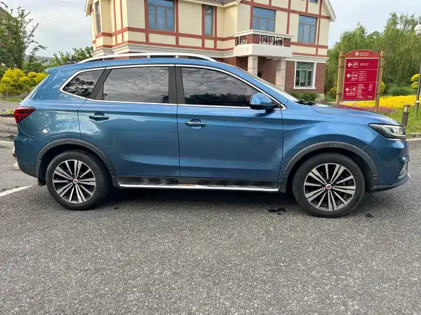 Roewe RX5 2019