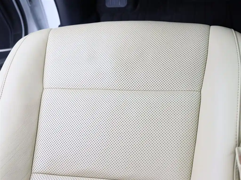 Toyota Alphard 2021 — фото 21
