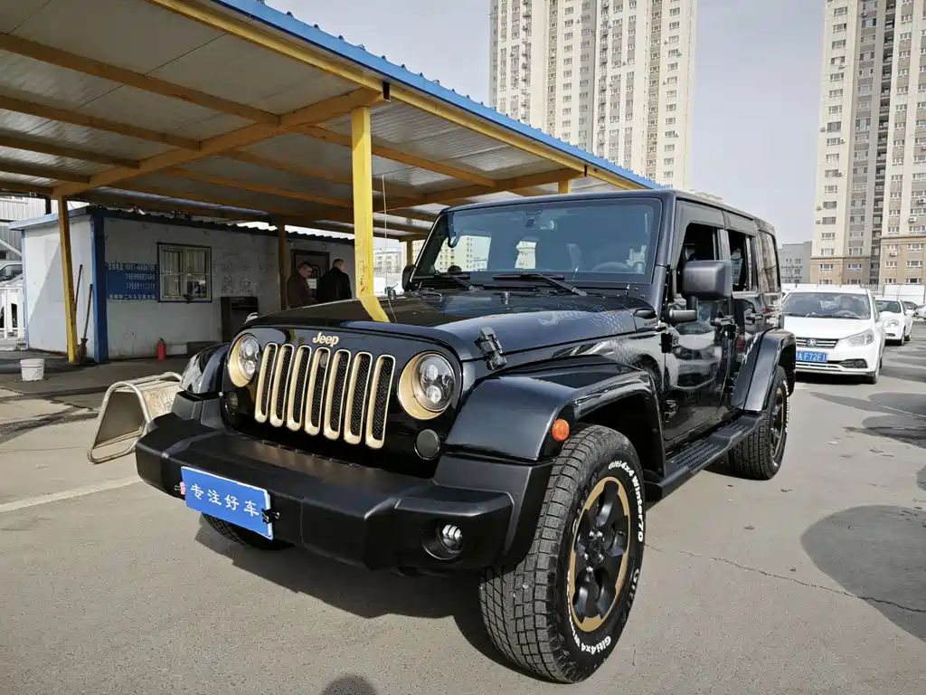 Jeep Wrangler 2015 — фото 3
