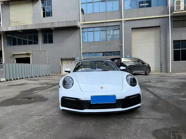 Porsche 911 2021