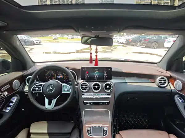 Mercedes-Benz GLC 2022