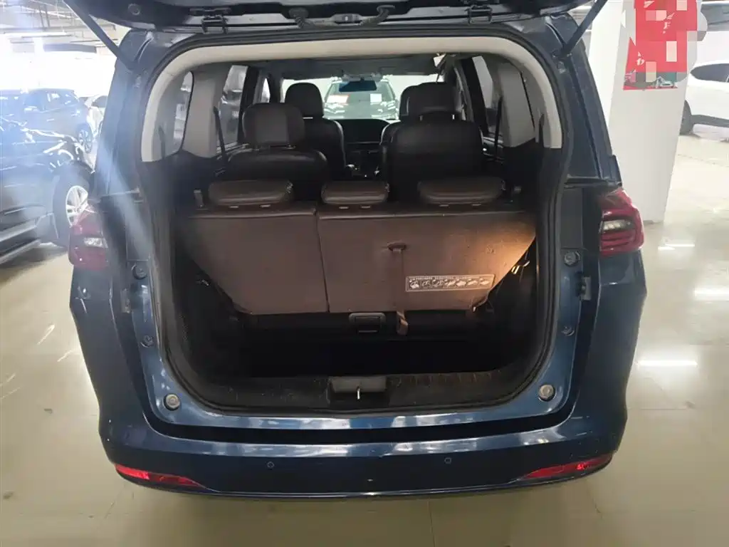 GAC Motor Trumpchi M6 2020 — фото 15