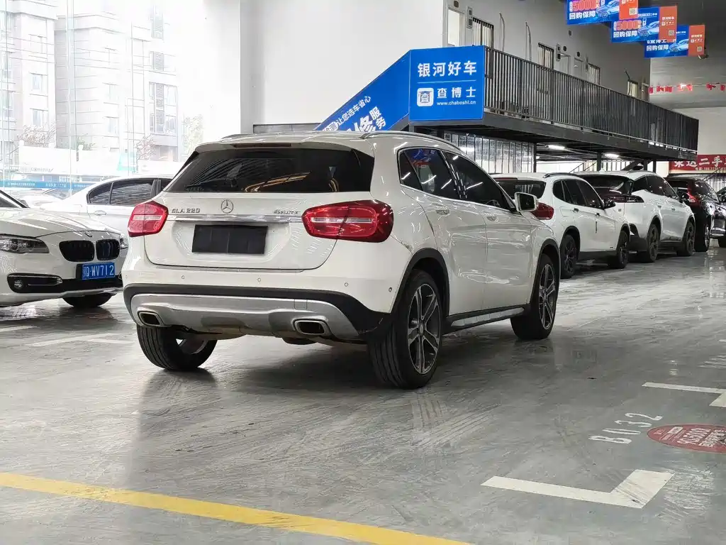 Mercedes-Benz GLA 2015