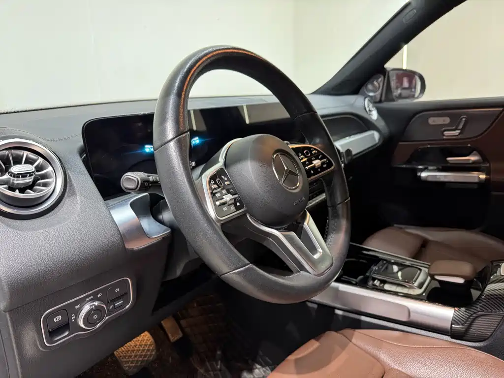 Mercedes-Benz GLB 2022 — фото 12