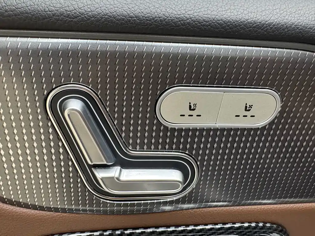 Mercedes-Benz GLB 2022 — фото 15