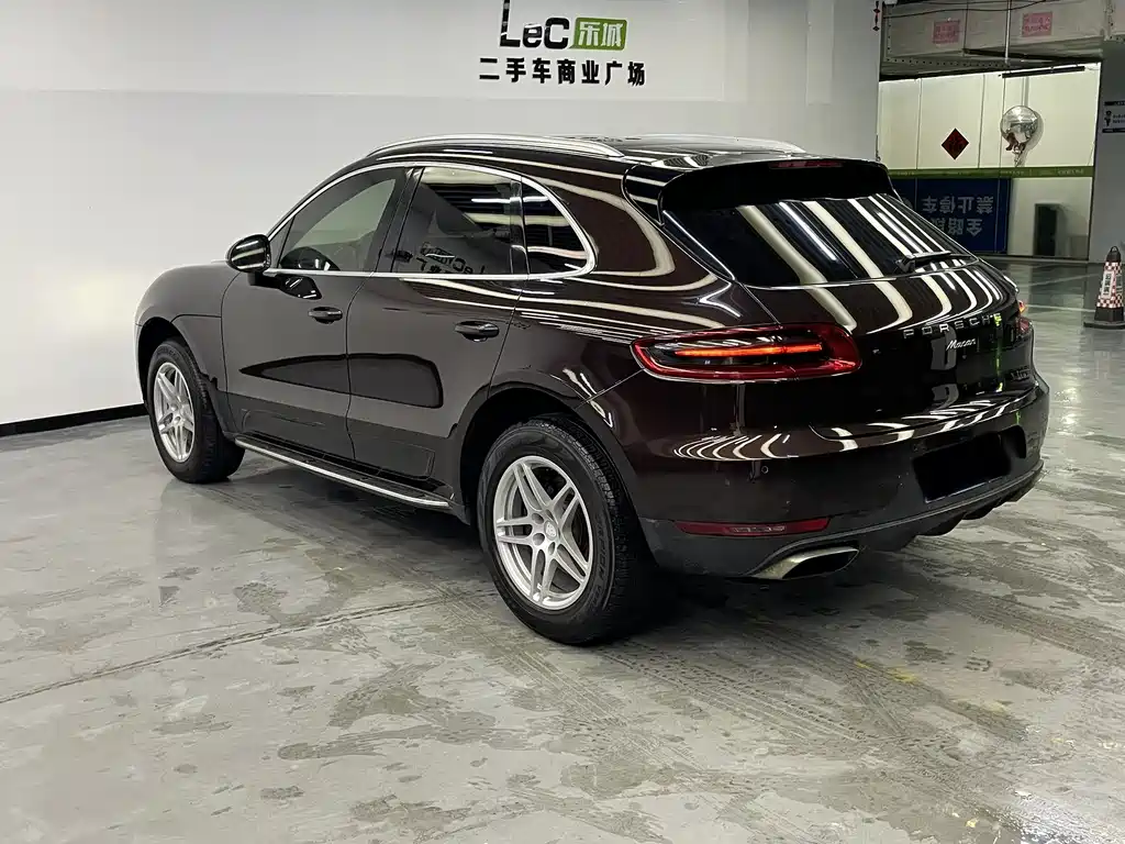 Porsche Macan 2018 — фото 6
