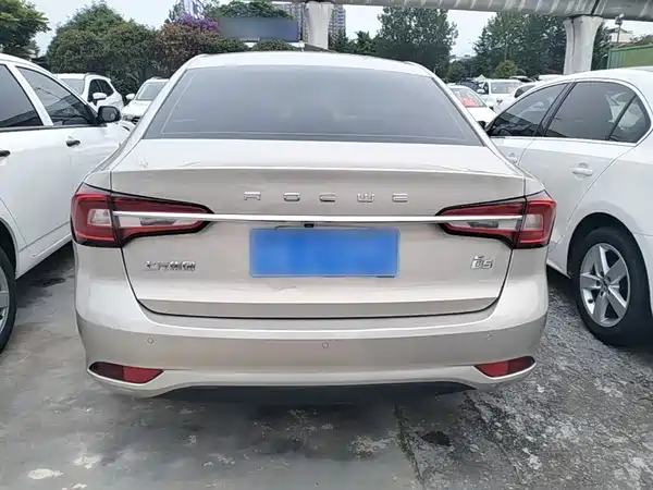 Roewe i5 2020