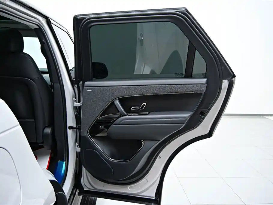 Land Rover Sport 2022 — фото 20