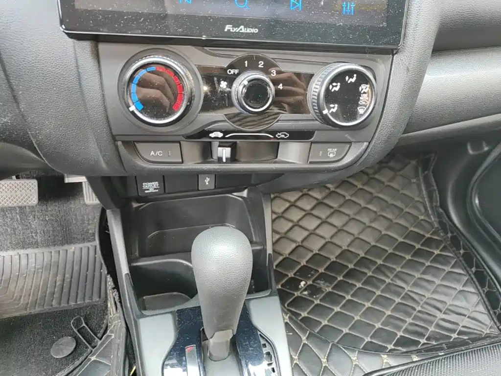 Honda Fit 2019 — фото 13